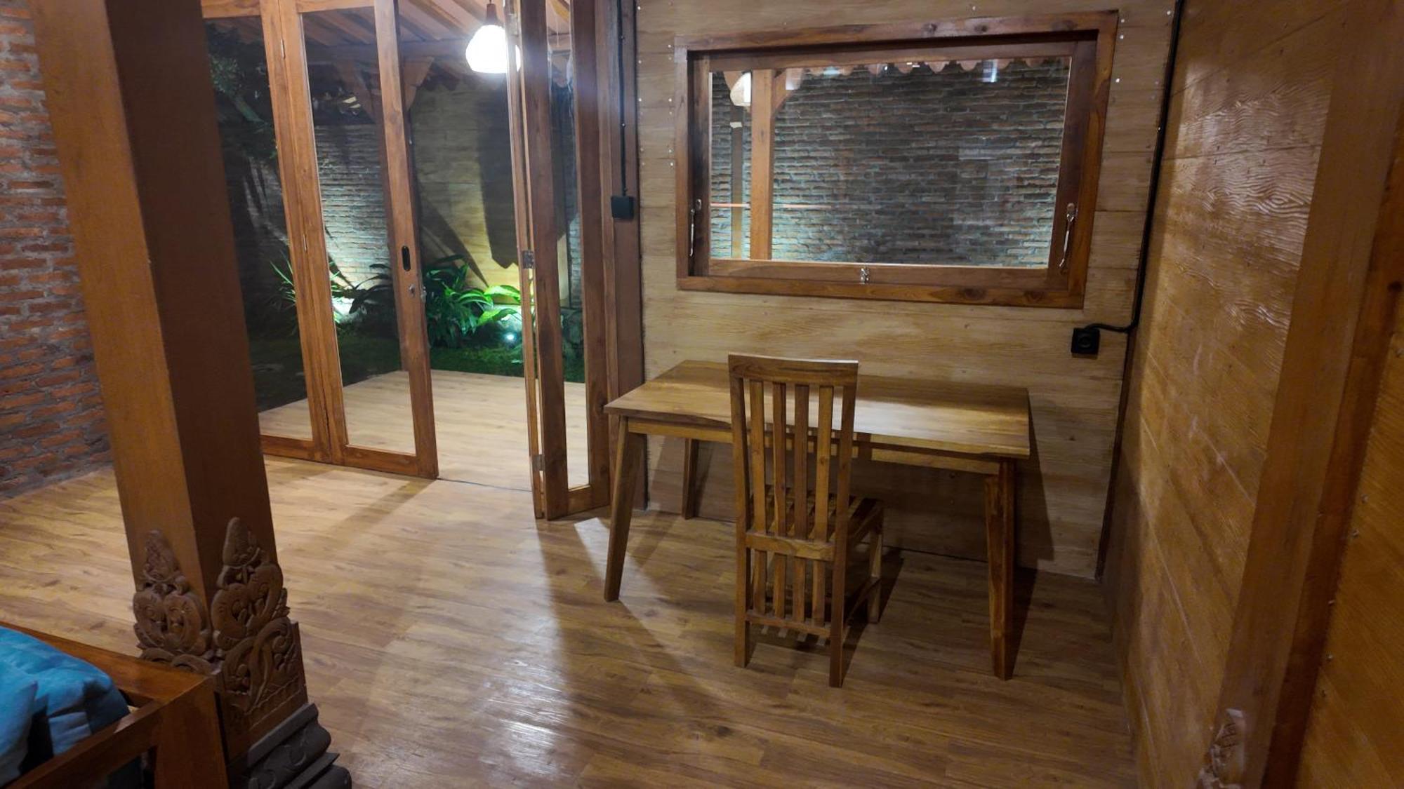 Private Joglo In Heart Of Sanur Villa Room photo
